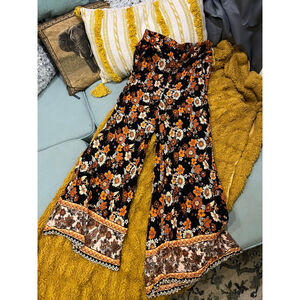 Women's Unbranded Black Orange Floral Wide Leg Pants S